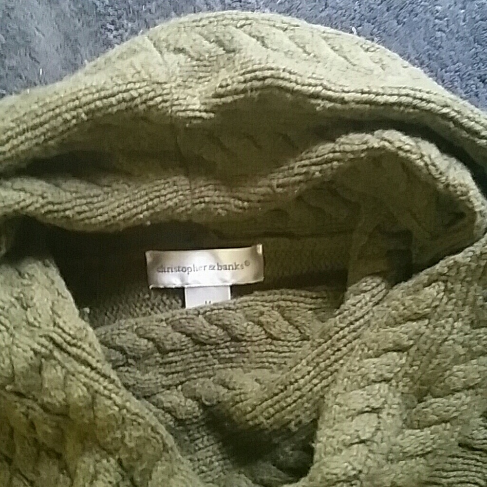 Green Sweater - Picture 2 of 2